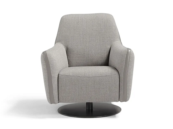 Swivel fabric armchair with armrests Egoitaliano Felicity factory Egoitaliano from Italy. Foto №1