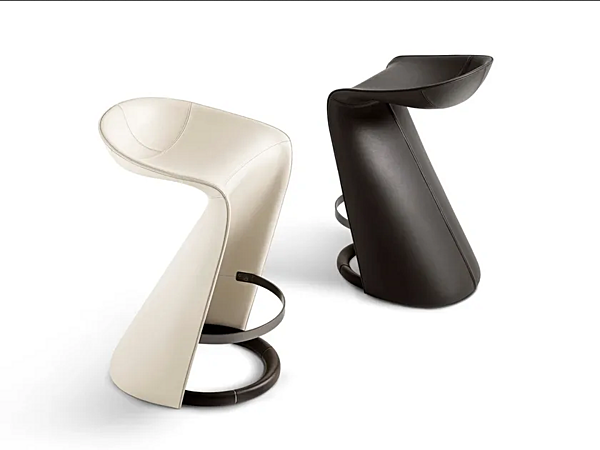 Leather stool with footrest GIORGETTI factory GIORGETTI from Italy. Foto №1