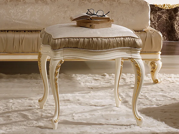 Upholstered fabric stool Ricasoli A.R. Arredamenti 962 factory A.R.ARREDAMENTI SRL from Italy. Foto №1