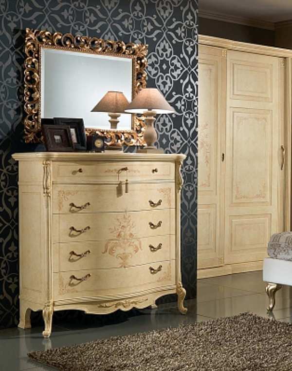 Chest of drawers EURO DESIGN Bellini - patinato factory EURO DESIGN from Italy. Foto №1