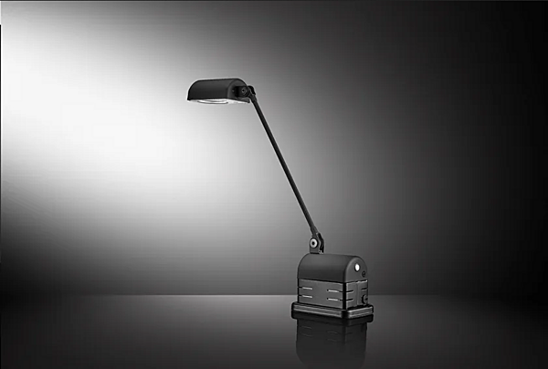 LED Metal Table Lamp Daphinette Portable Lumina factory Lumina from Italy. Foto №2