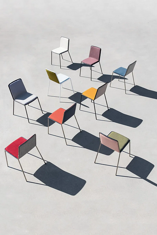 Upholstered fabric chair Pletra LAGO factory LAGO from Italy. Foto №11