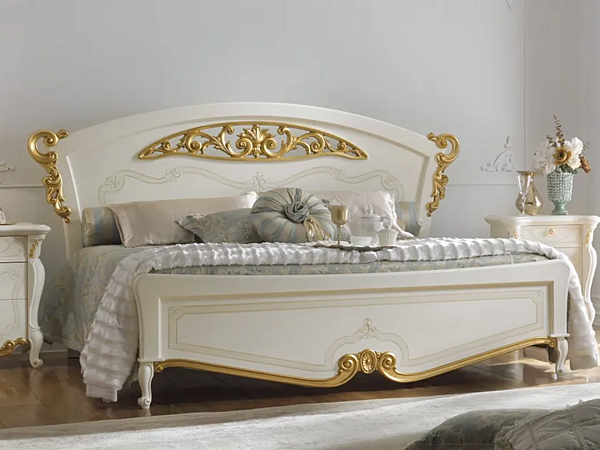 Wooden double bed with upholstered headboard CASA +39 La Fenice 1301, 1303 factory CASA +39 from Italy. Foto №1