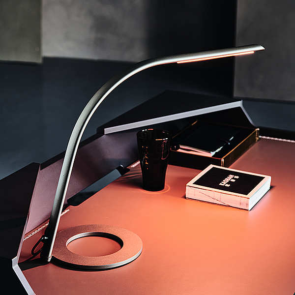 Table lamp CATTELAN ITALIA Paolo Cattelan LAMPO factory CATTELAN ITALIA from Italy. Foto №2