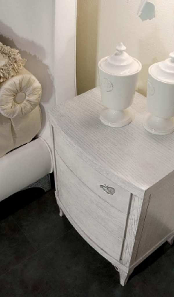Bedside table Maison Matiee H16 factory Maison Matiee from Italy. Foto №2