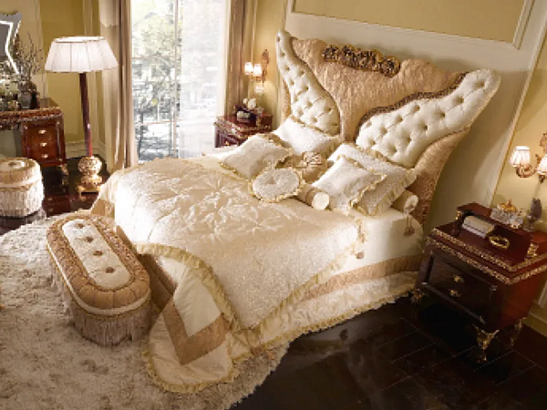 Double bed with upholstered headboard A.R. Arredamenti Grand Royal 1471 factory A.R.ARREDAMENTI SRL from Italy. Foto №4