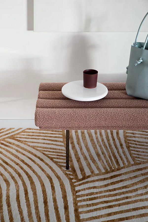 Fabric bench seating with upholstered back Pan Flute Saba factory SABA from Italy. Foto №6