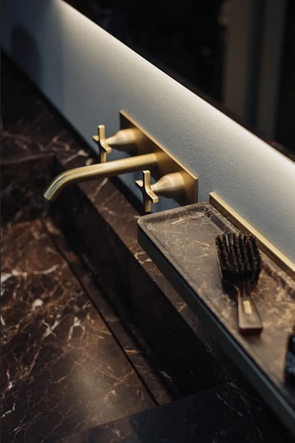 Wall Mounted Brass Washbasin Tap AGAPE Memory 3 Hole factory Agape from Italy. Foto №3