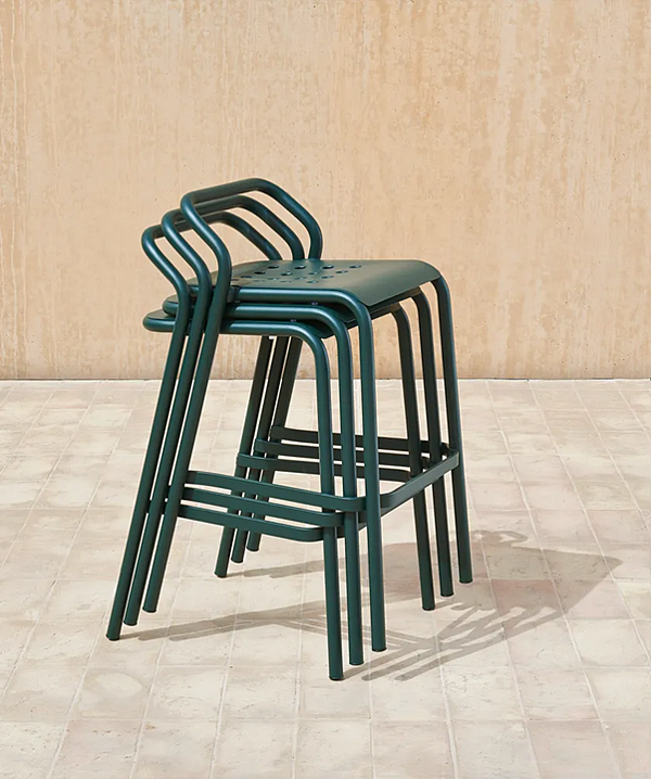 Stackable High Aluminium Garden Stool Noss VARASCHIN 24550/B, 24551/B, 24552/B, 24553/B factory VARASCHIN from Italy. Foto №5