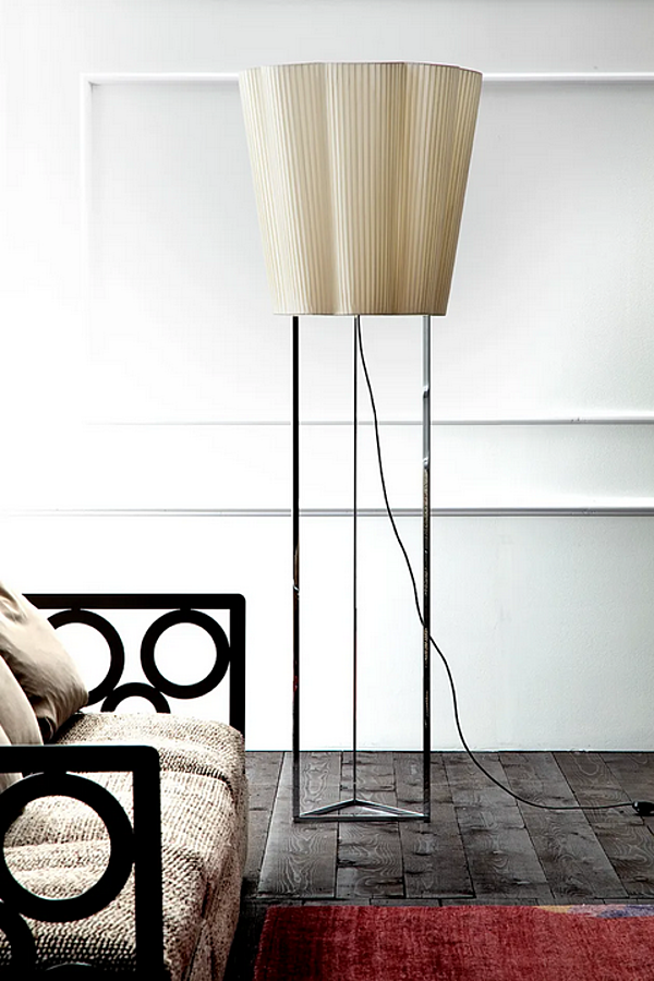 Satin Floor Lamp Fiore ERBA ITALIA factory ERBA ITALIA from Italy. Foto №2