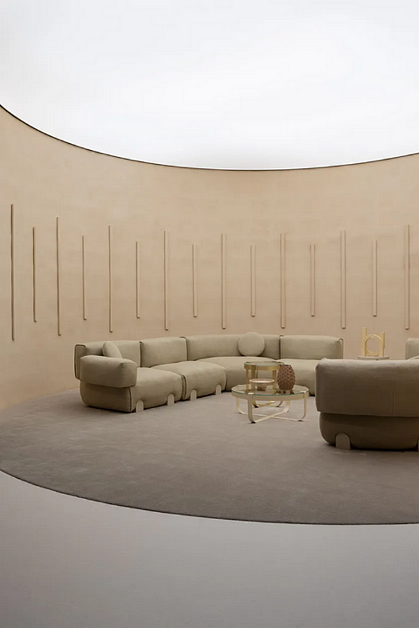 Sectional fabric sofa Simposio Saba Italia factory SABA from Italy. Foto №3