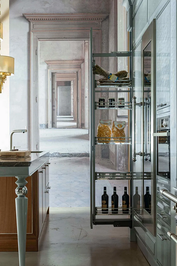 Custom Eucalyptus Kitchen with Handles and Peninsula Martini Interiors Essenza Numero5 factory MARTINI INTERIORS from Italy. Foto №17