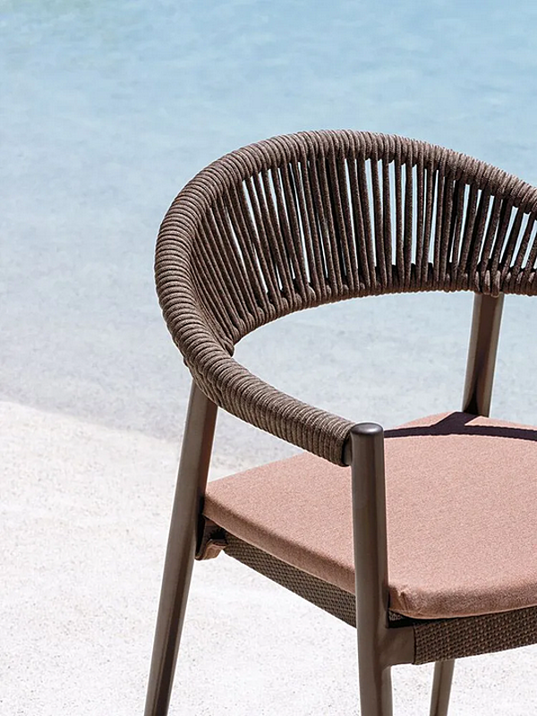 Upholstered garden armchair with armrests VARASCHIN Clever 2295, 2293 factory VARASCHIN from Italy. Foto №9