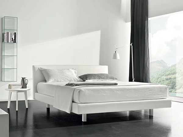 Double bed with upholstered back Duomo Design Mono Basic factory Duomo Design from Italy. Foto №2