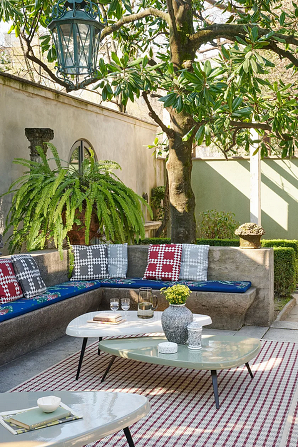 Garden table with multi-layer wood top CASSINA Mexique Outdoor factory CASSINA from Italy. Foto №3