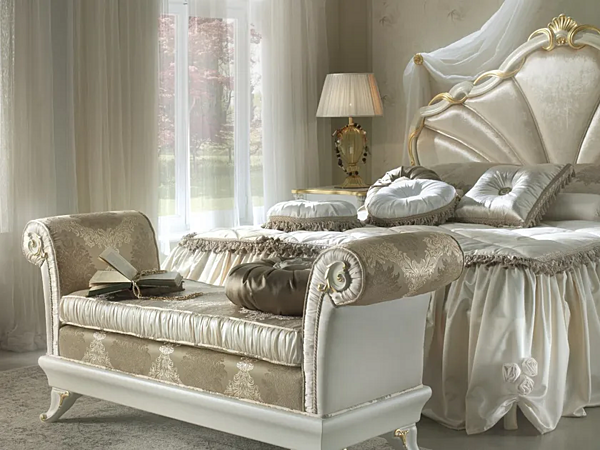 Wooden double bed with upholstered headboard CASA +39 ROSSINI 2504 factory CASA +39 from Italy. Foto №2