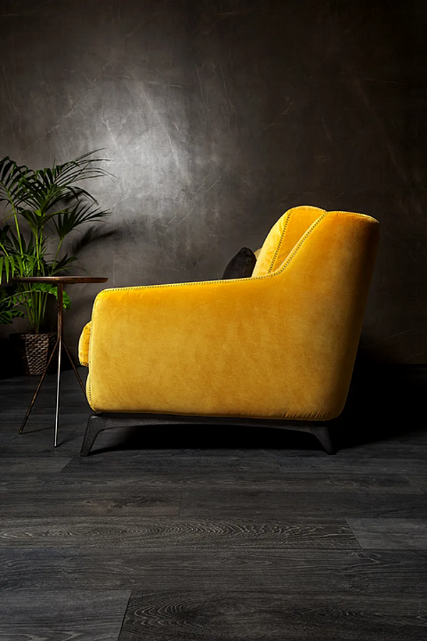 Sofa 575 Hi Story VIBIEFFE fabric or leather with padded back factory VIBIEFFE from Italy. Foto №3