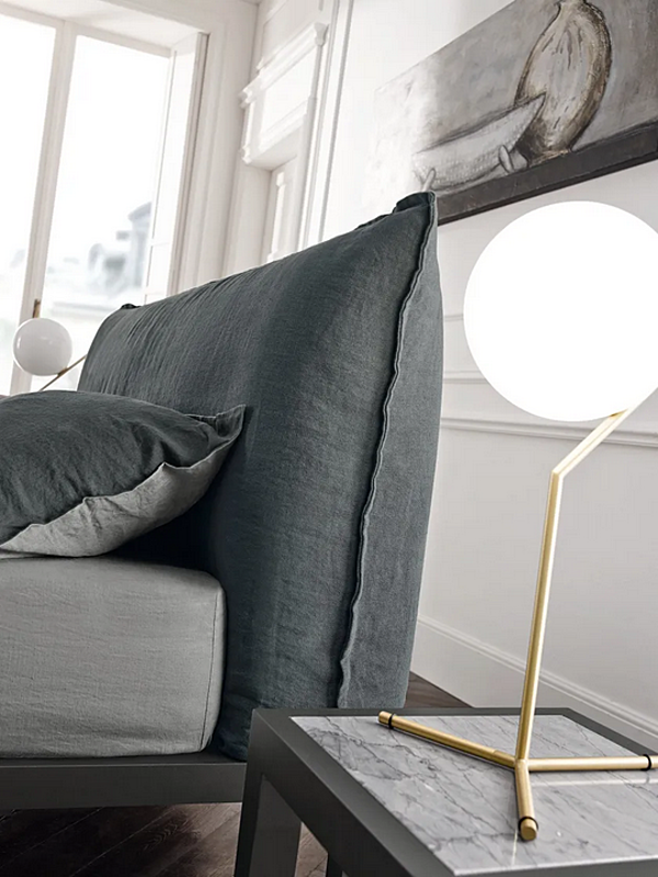 Double bed with upholstered headboard Duomo Design Lera Show factory Duomo Design from Italy. Foto №2