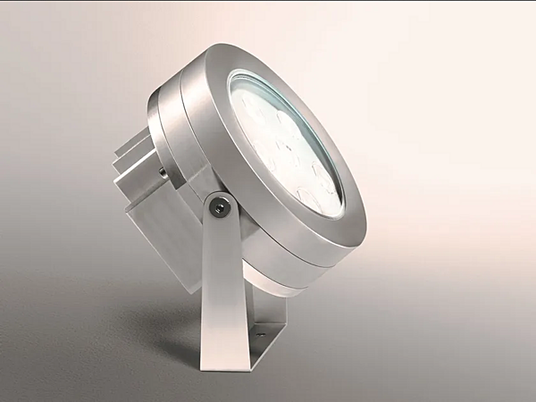 LED Outdoor Floodlight Aluminium Ego Spot Artemide factory Artemide from Italy. Foto №1