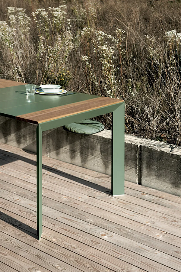 Extending rectangular teak table Nori slatted Kristalia factory Kristalia from Italy. Foto №4