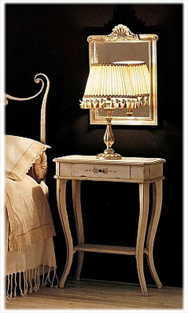 Bedside table VITTORIA ORLANDI Sissi factory VITTORIA ORLANDI from Italy. Foto №1