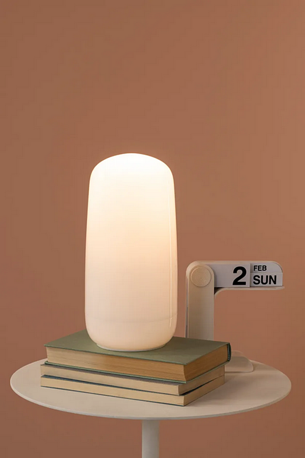 Portable Plastic Table Lamp Artemide Gople factory Artemide from Italy. Foto №21