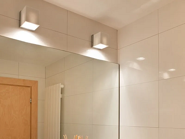 Wall Mounted Adjustable Spotlight Cubetto Fabbian factory Fabbian from Italy. Foto №5