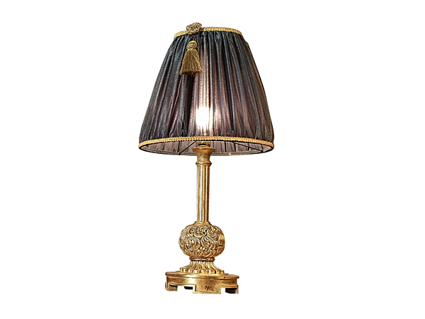 Bedside lamp in royal design A.R. Arredamenti L.77 + P.22 factory A.R.ARREDAMENTI SRL from Italy. Foto №1
