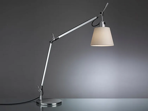 LED Table Lamp with Swing Arm Artemide Tolomeo Basculante 0947010A, 0947020A factory Artemide from Italy. Foto №1