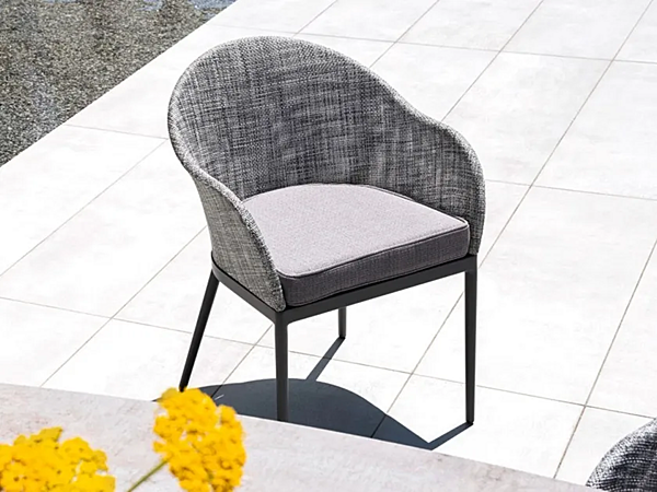 Upholstered garden chair VARASCHIN Clever 229P factory VARASCHIN from Italy. Foto №1