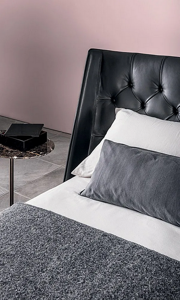 Leather double bed with tufted backrest VIBIEFFE 5700 Opera factory VIBIEFFE from Italy. Foto №2