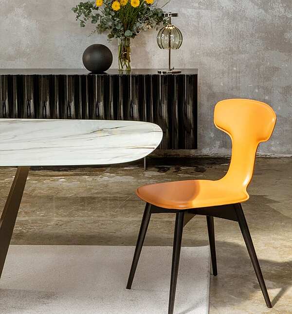 Chair TONIN CASA DAUPHINE - T8140 factory TONIN CASA from Italy. Foto №2