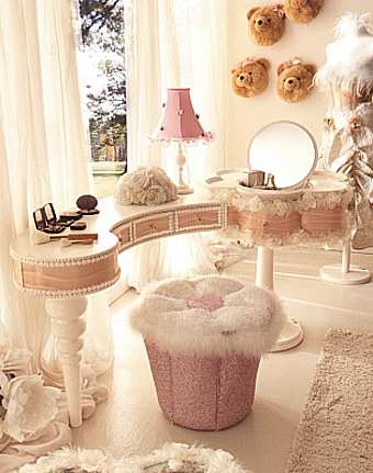 Toilet table CN06