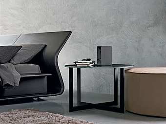 Stand MOLTENI (+VITRA) DTR2