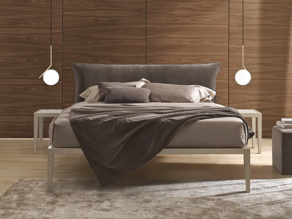 Double bed with upholstered headboard Duomo Design Lera Show Alto factory Duomo Design from Italy. Foto №1