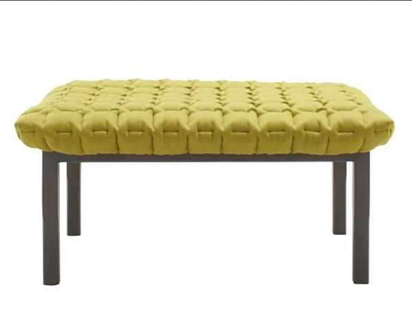 Fabric footstool with tufted design LIGNE ROSET Ruche 14130105 factory LIGNE ROSET from Italy. Foto №1