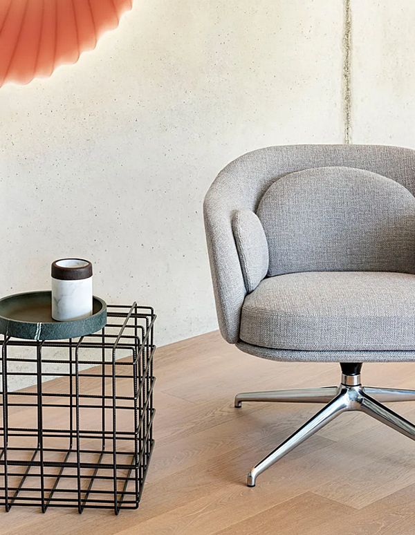 Swivel armchair with removable cover fabric Saba Sunset factory SABA from Italy. Foto №4