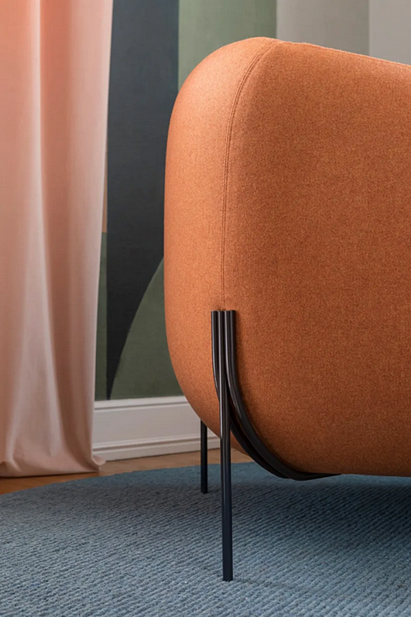 Fabric armchair with removable cover and armrests Saba Geo factory SABA from Italy. Foto №10