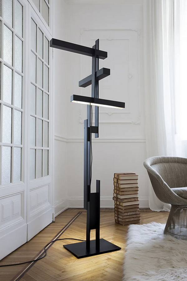 LED floor lamp Oluce LAS 376 with adjustable brightness and metal base factory Oluce from Italy. Foto №3