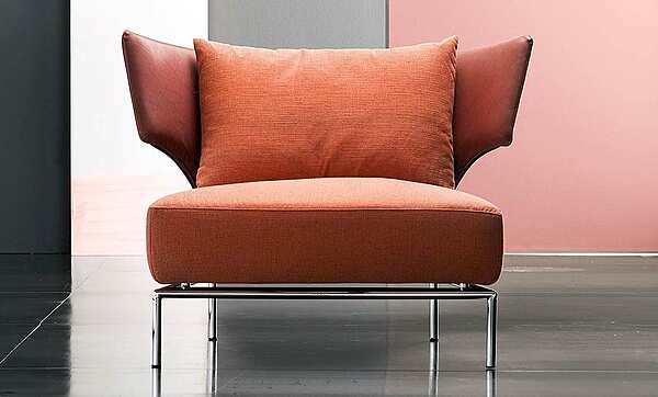 Upholstered armchair with soft back ERBA ITALIA Abbraccio factory ERBA ITALIA from Italy. Foto №1