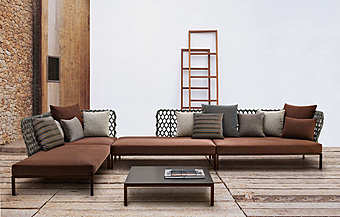 Couch B&B ITALIA R150D