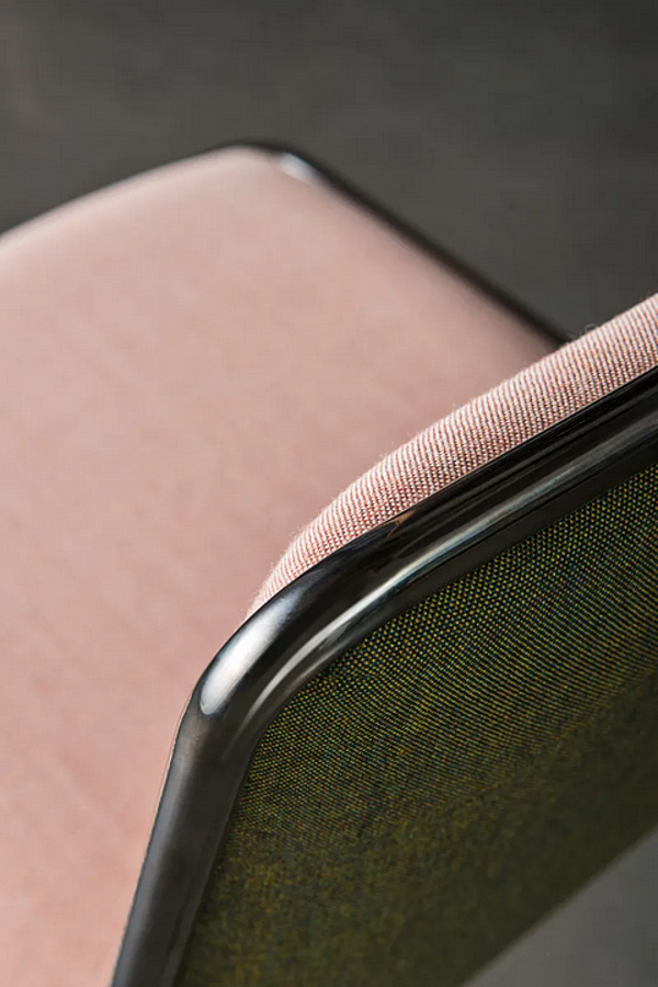 Upholstered fabric chair Pletra LAGO factory LAGO from Italy. Foto №13