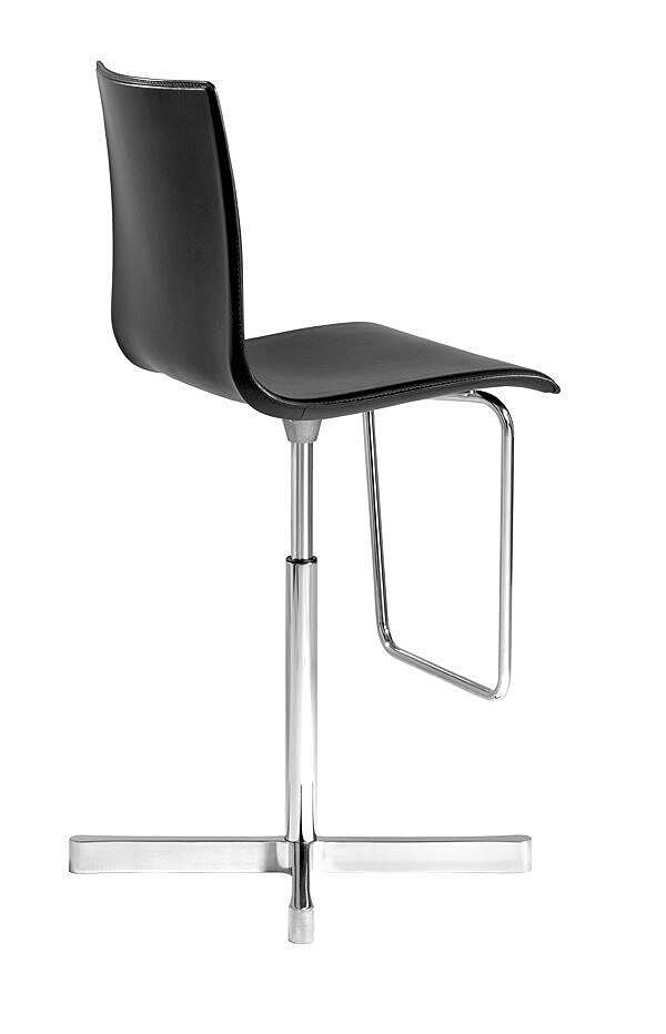 Bar stool DESALTO Wok - swivelling barstool 535 factory DESALTO from Italy. Foto №2