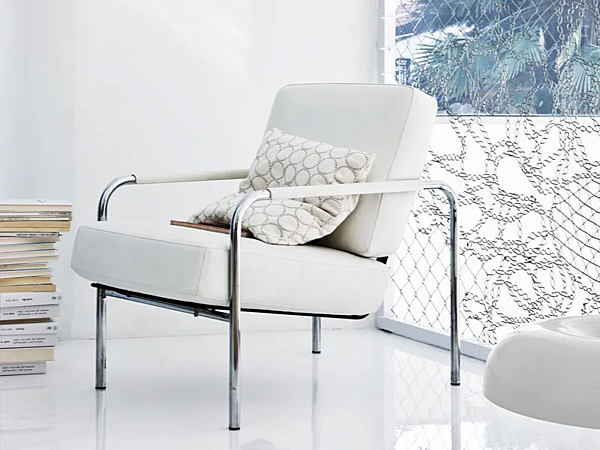 Upholstered armchair with soft back Susanna ZANOTTA factory ZANOTTA from Italy. Foto №3