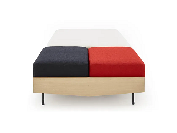 Upholstered fabric daybed with back LIGNE ROSET 13201105 factory LIGNE ROSET from Italy. Foto №4