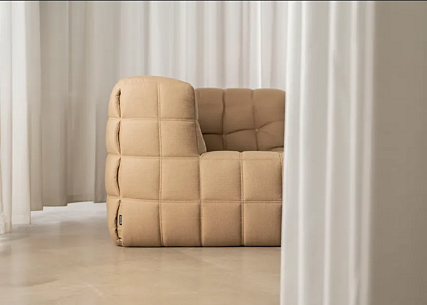 Fabric sofa with upholstered back LIGNE ROSET Kashima factory LIGNE ROSET from Italy. Foto №3