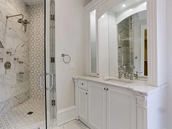 Vanity unit with mirror Desiderio Martini Interiors Washington Vanity unit with mirror Desiderio Martini Interiors Washington factory MARTINI INTERIORS from Italy
