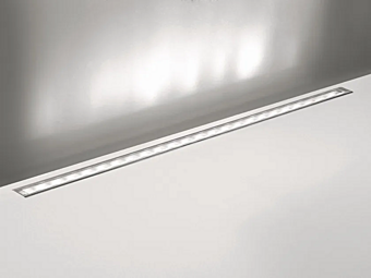 Outdoor Linear Wallwasher Profile in Extruded Aluminium by Artemide