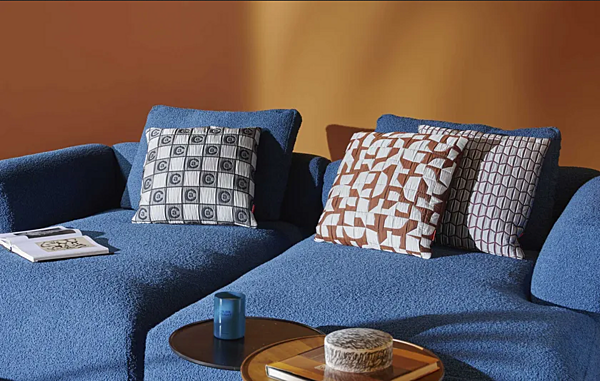 Square Fabric Cushion Frame Mirror CASSINA factory CASSINA from Italy. Foto №10