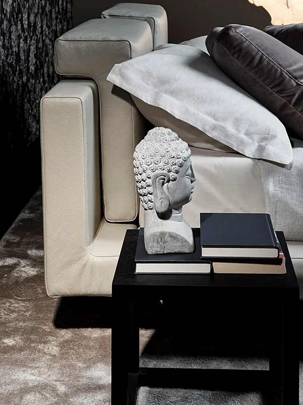 Leather double bed with upholstered headboard Mussi Nirvana factory MUSSI from Italy. Foto №5